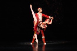 Roberta Marquez as the Firebird and Valeri Hristov as Ivan Tsarevich