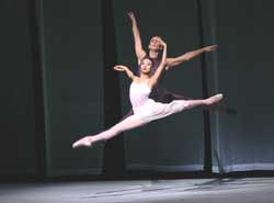 Yuan Yuan Tan and Damian Smith in 'Study in Motion'